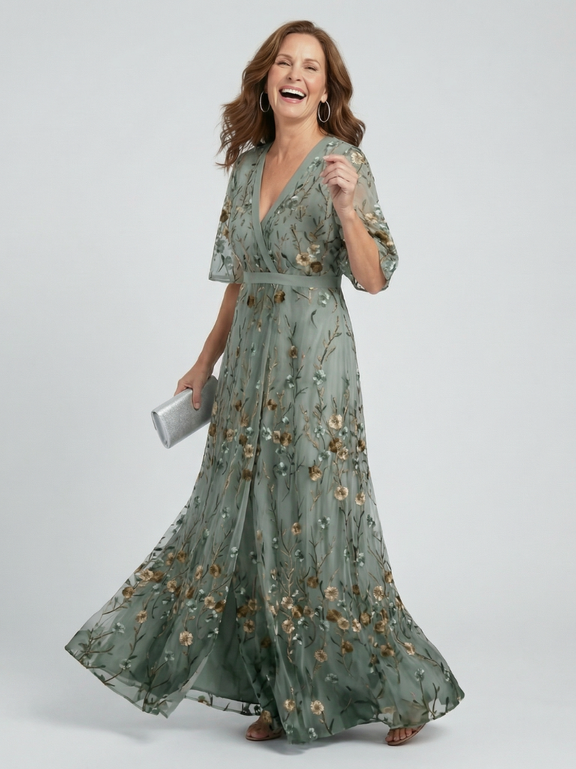Naomi™ | Halter Neck Floral Maxi Dress