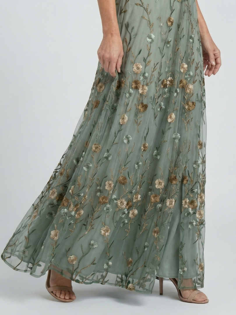 Naomi™ | Halter Neck Floral Maxi Dress