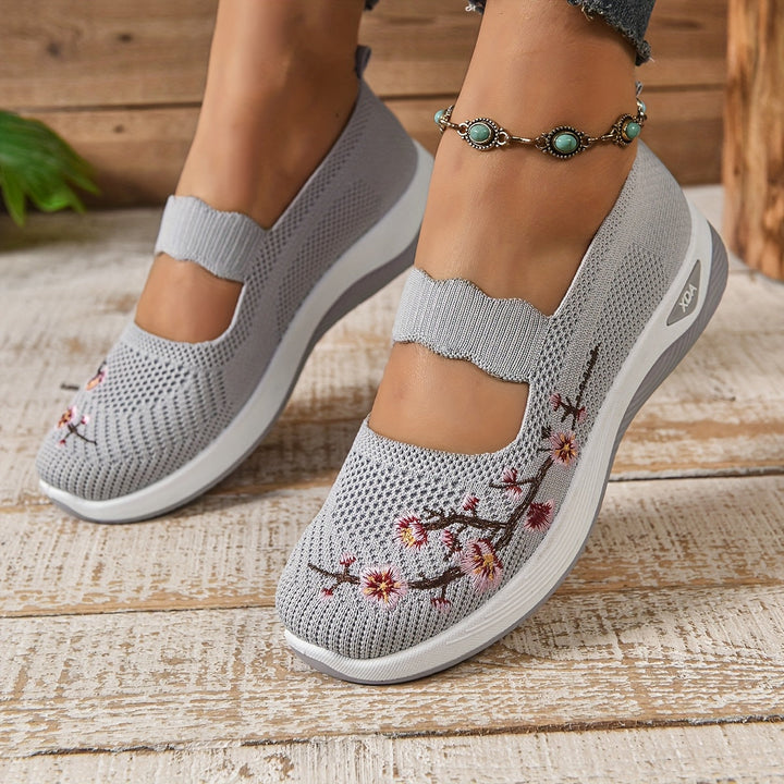 Saylor™ | Arch Support Cushioned Walking Shoes