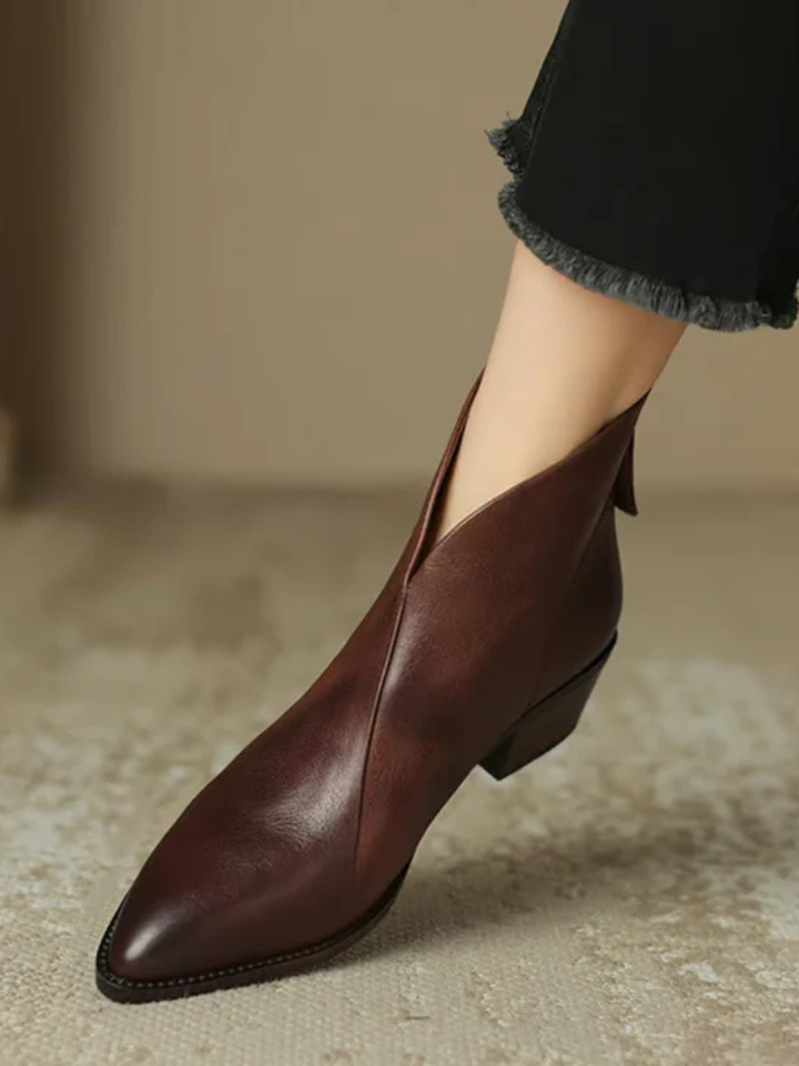Vivian™ | Classic Low Heel Ankle Boots