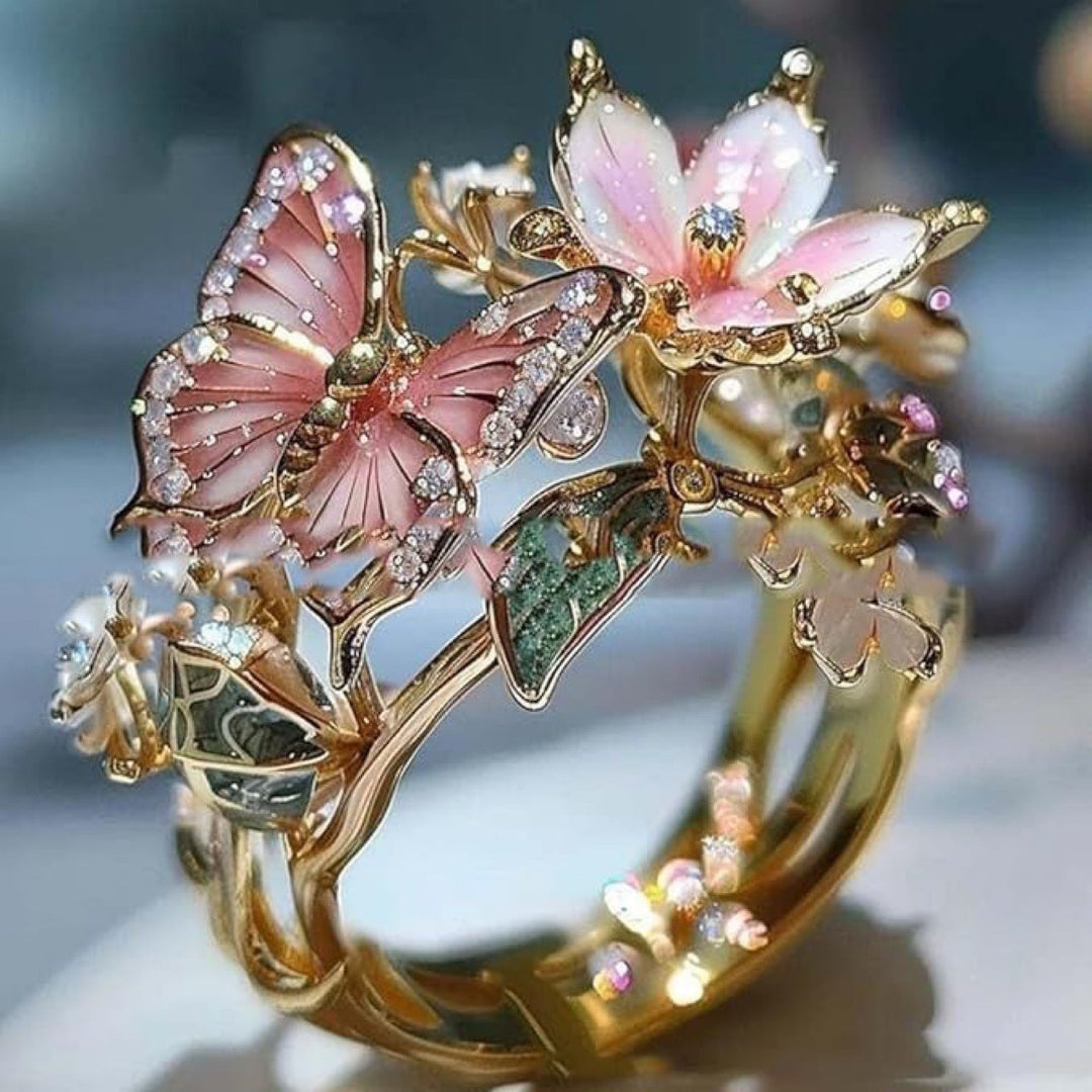 Mia™ | Dainty Sparkling Butterfly Ring